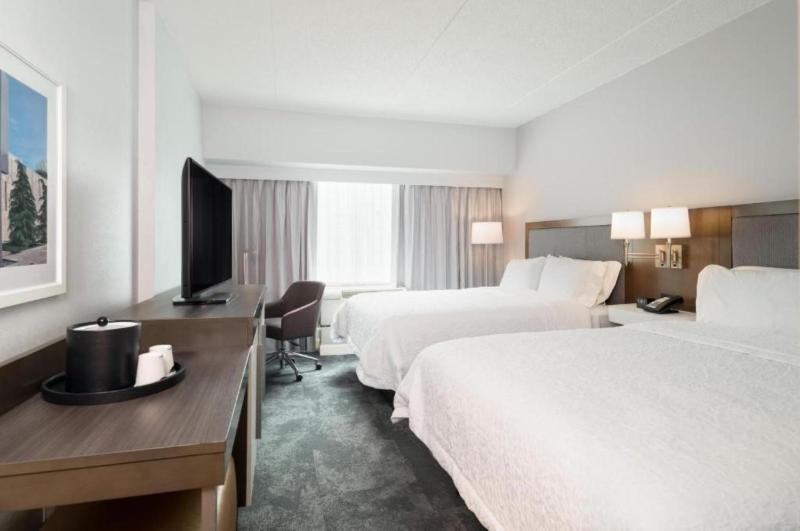 Premium Queen Room with Two Queen Beds - Non-Smoking image 1