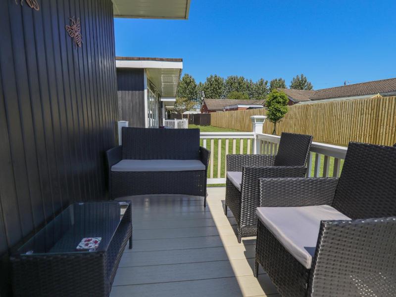 114 Cherry Park - image 11