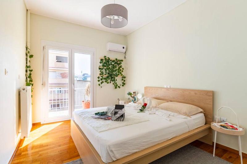 HeKo  Stylish Apartament | Koukaki - image 12