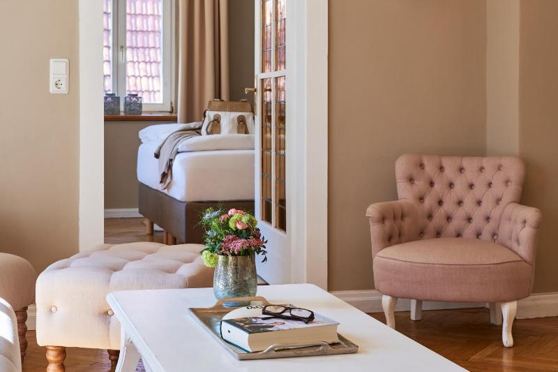 Two-Bedroom Apartment (Apartment 20) image 1