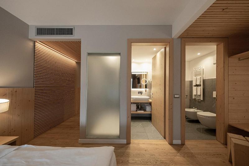 Family Wellness Suite (2 Adults + 2 Children) image 2