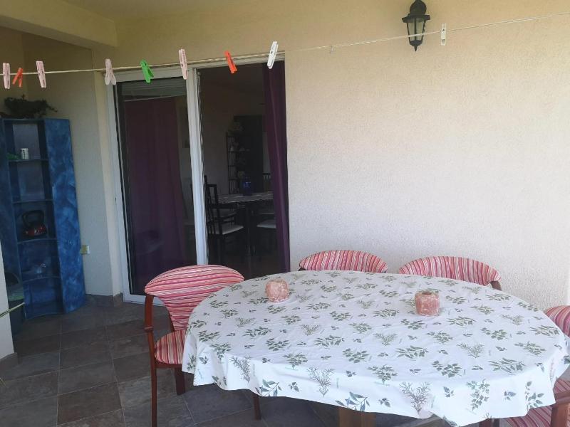 Comfortable apartment in Makarska 80 m2 sea view and terrace - image 9