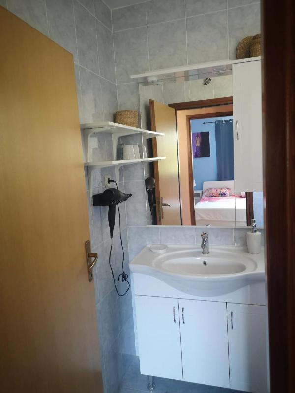 Comfortable apartment in Makarska 80 m2 sea view and terrace - image 18