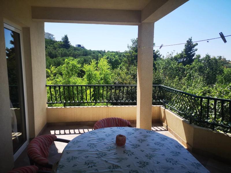 Comfortable apartment in Makarska 80 m2 sea view and terrace - image 10