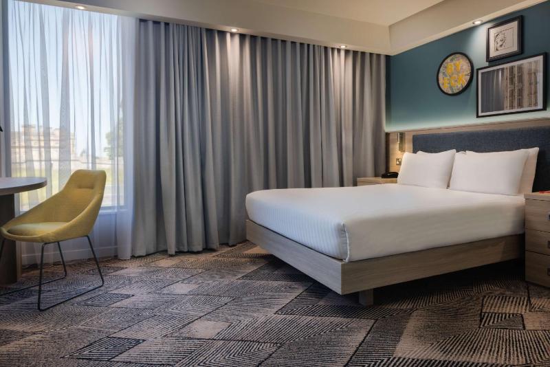 Queen Room - Mobility Access image 1