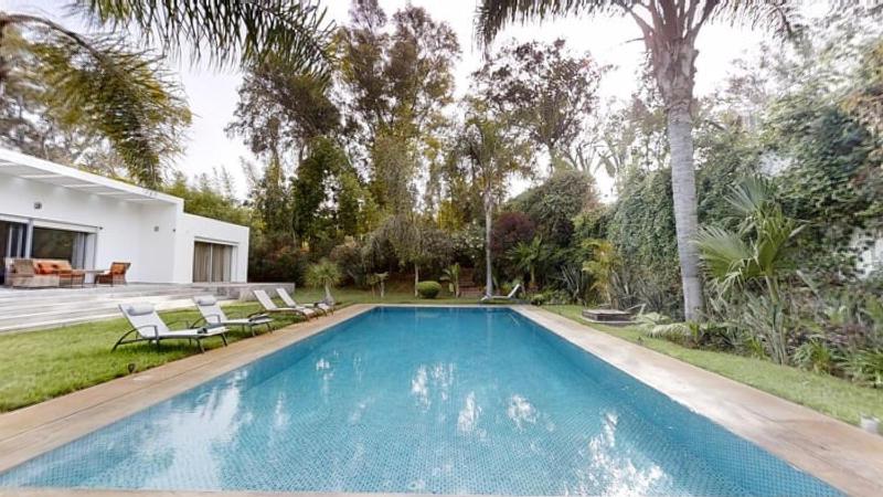 Villa F- Luxury 4 suites on a 5000sqm in the heart of Ambassadeurs - image 16