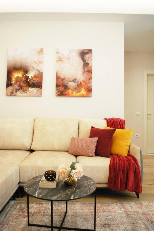 Lindi's Apartment 4/6 - image 1