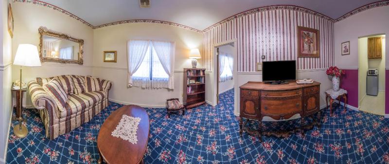 Master Suite image 2