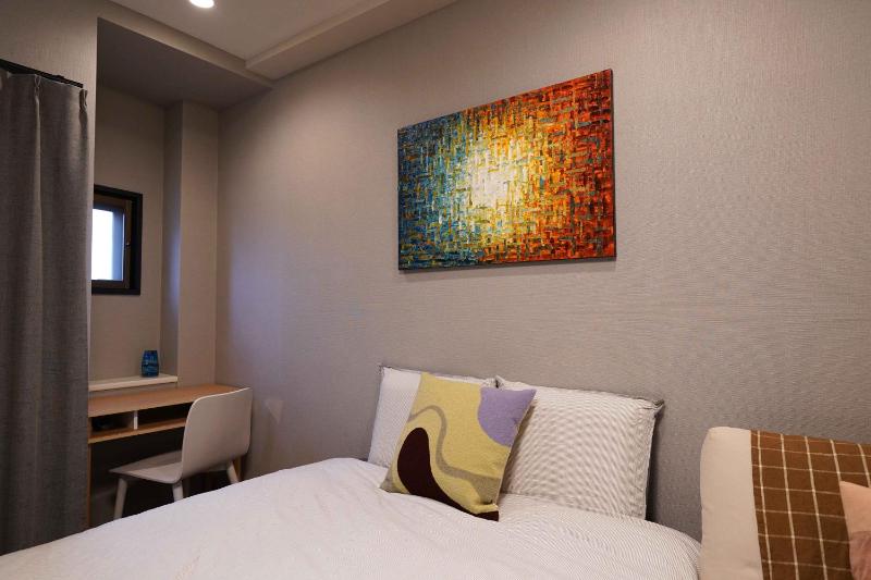 Penthouse 1-bedroom flat in Hiroo Shibuya - image 8