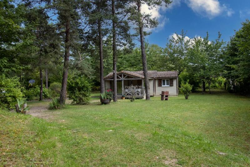 Superior Bungalow image 2