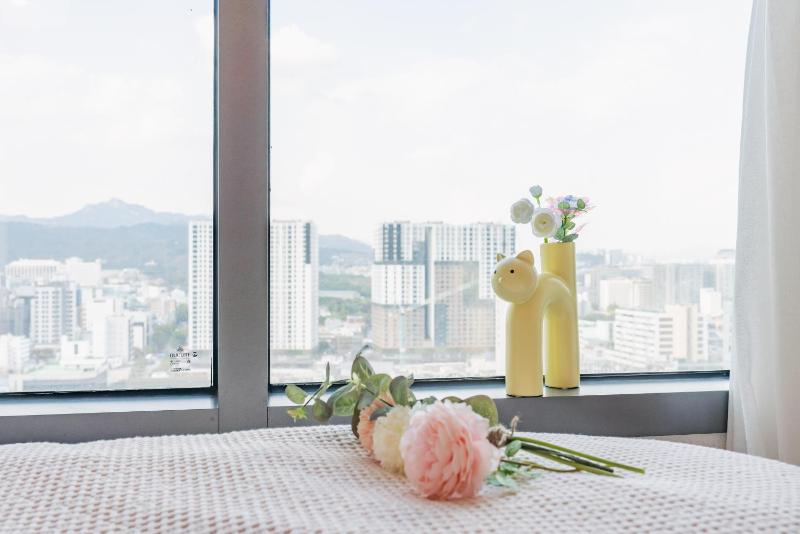 CentralViewSuite Residence Myeongdong - image 7