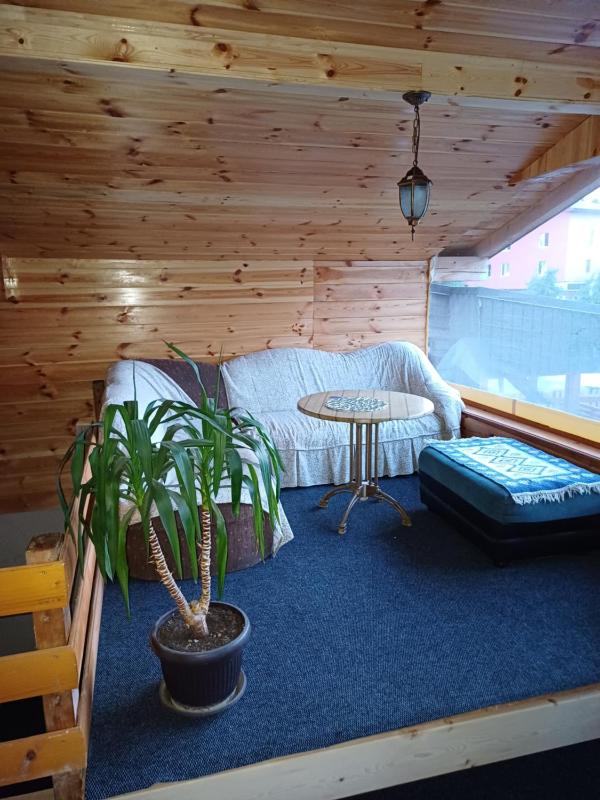 One-Bedroom Apartment image 2