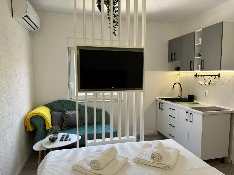Studio Apartman MM - image 15