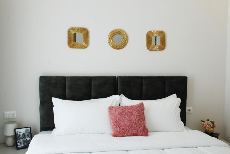 Lindi's Apartment 8 5 - image 11