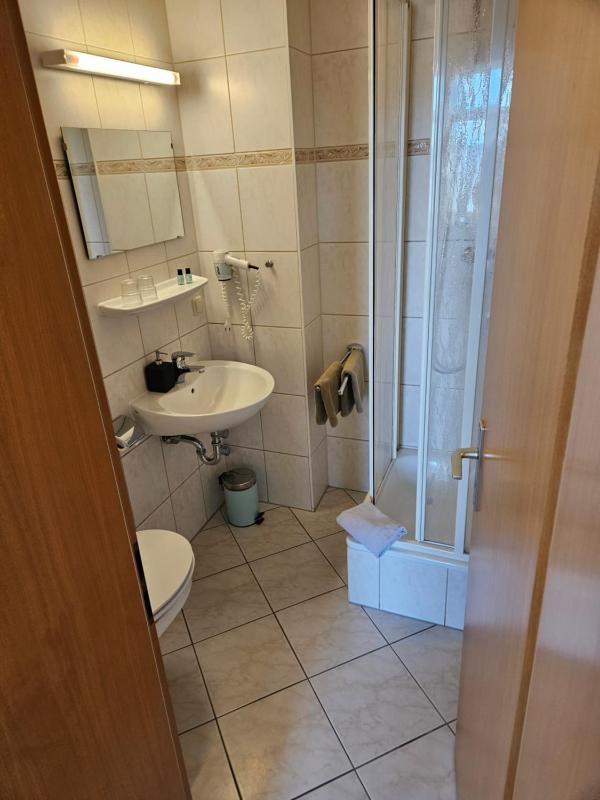 Double Room image 1