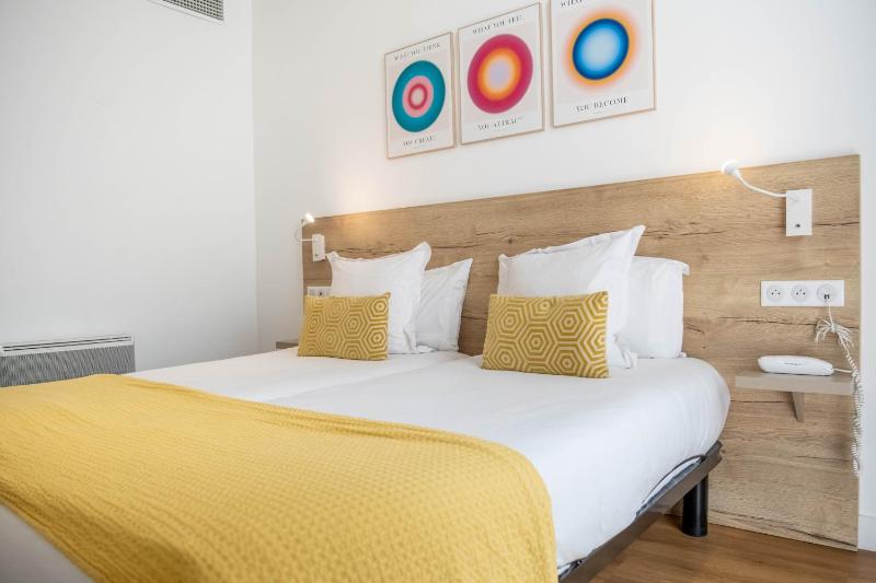 Double room with patio view - Ground Floor image 2