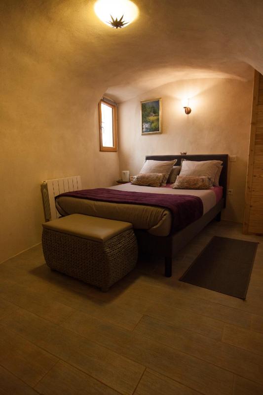 Double Room image 4