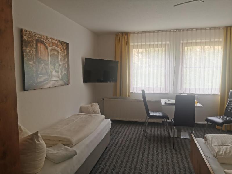 Triple Room with View image 3