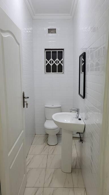Emat Guesthouse - image 11