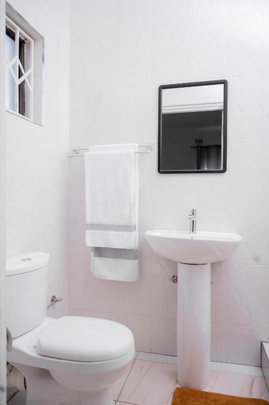 Emat Guesthouse - image 6