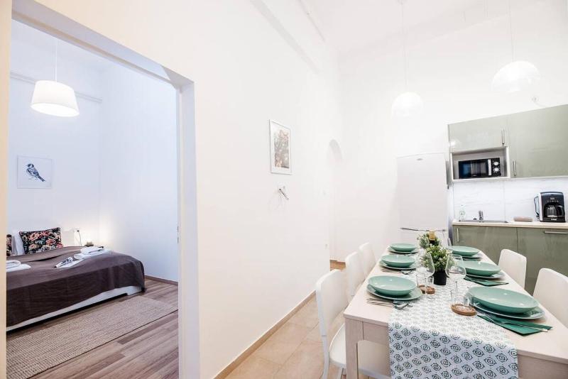 Brand NEW central AC apartment - image 16