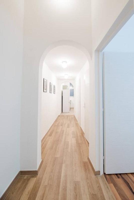 Brand NEW central AC apartment - image 10