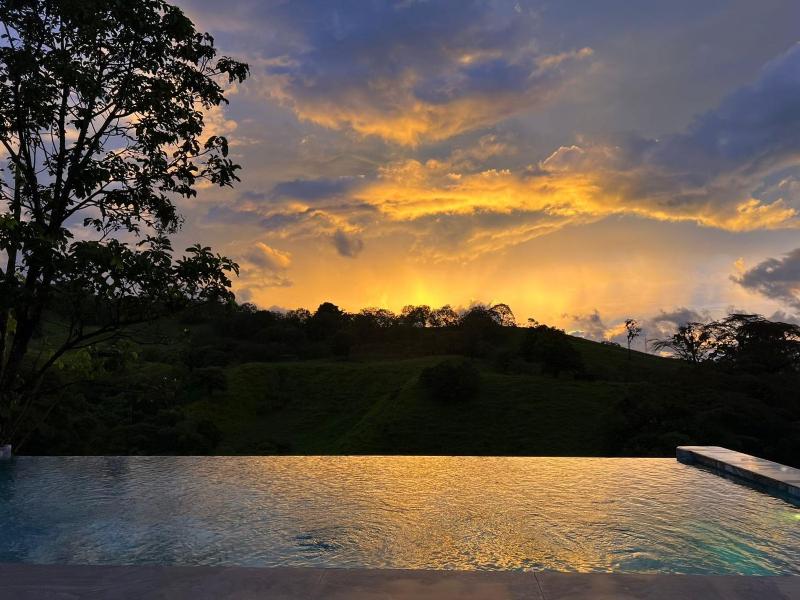 Chateau Arenal Hotel & Restaurante - image 13