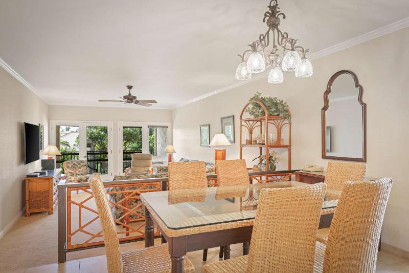 Two-Bedroom Suite with Garden View image 4