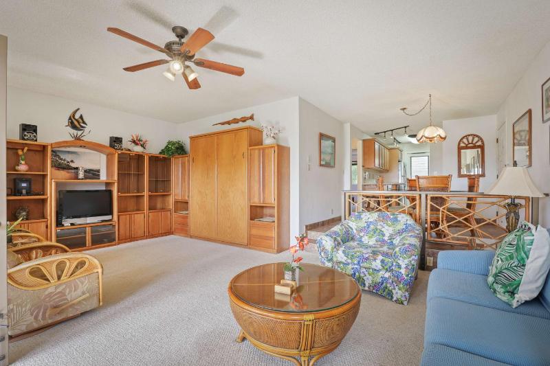 One-Bedroom Suite with Garden View image 4