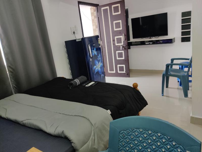 Caribbean Island Home Stay - image 7