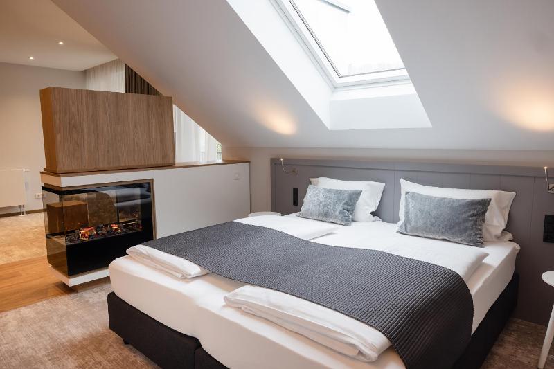 Suite with Balcony image 4