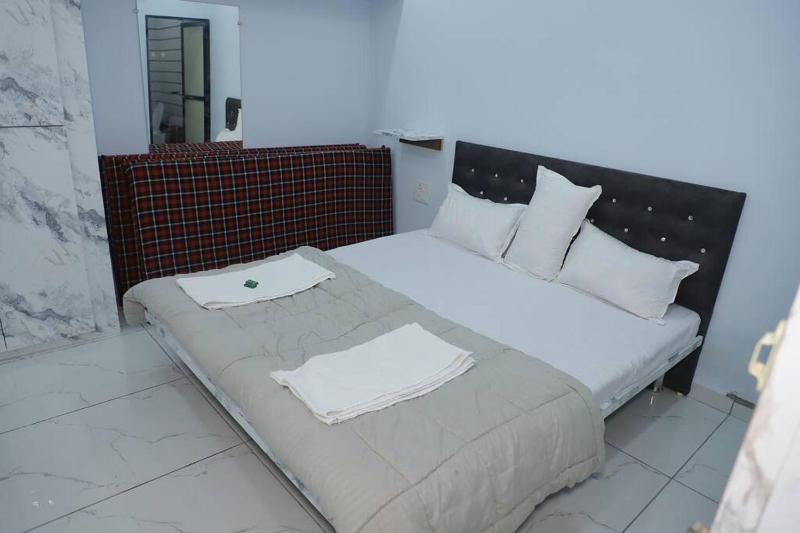 Satkar Home Stay - image 26