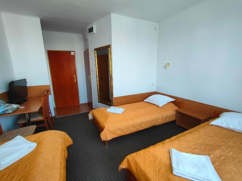 Triple Room image 1