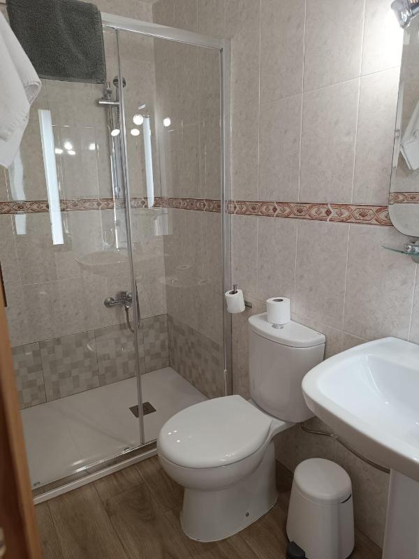 Budget Double Room image 2