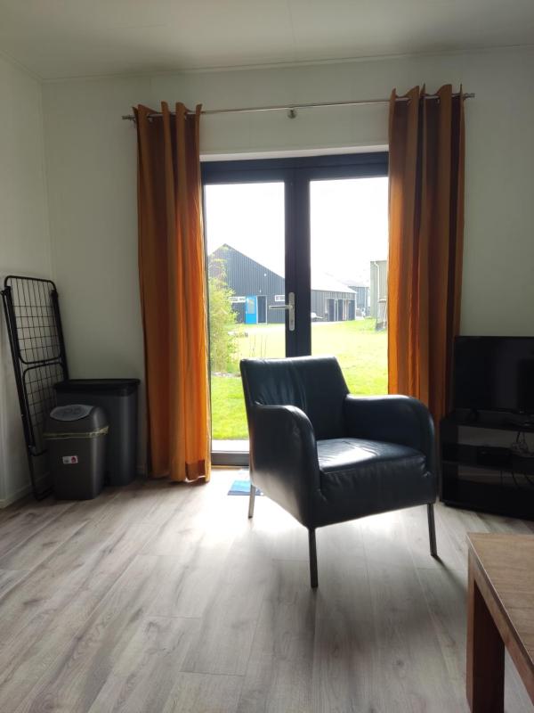 Two-Bedroom Chalet image 4