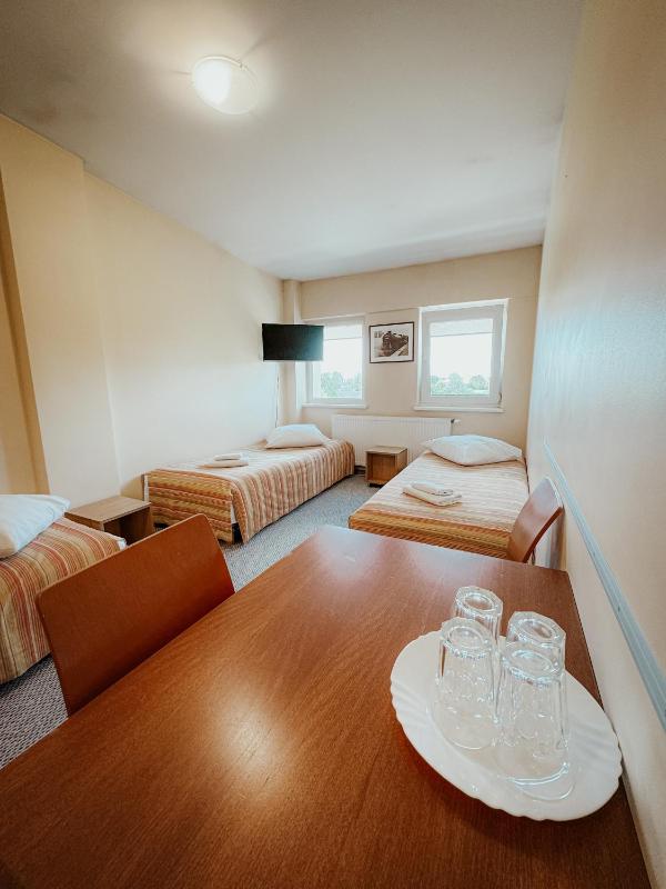Quadruple Room with Shared Bathroom image 3