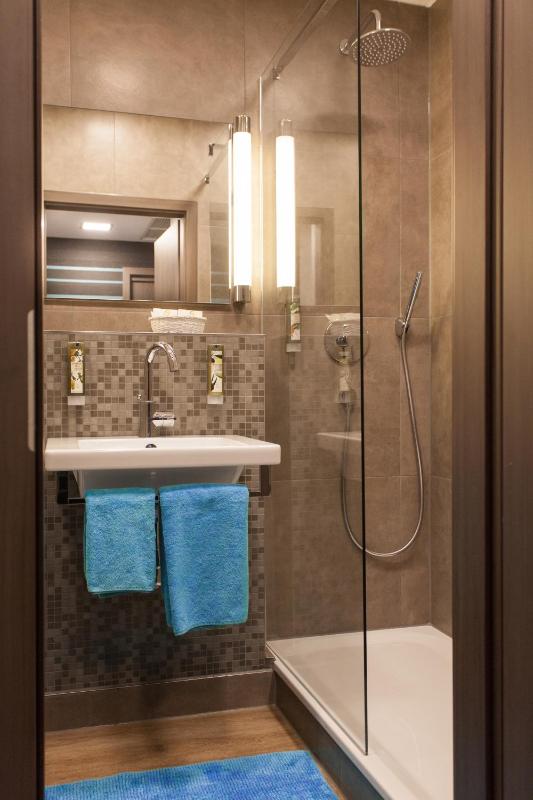 Suite image 2