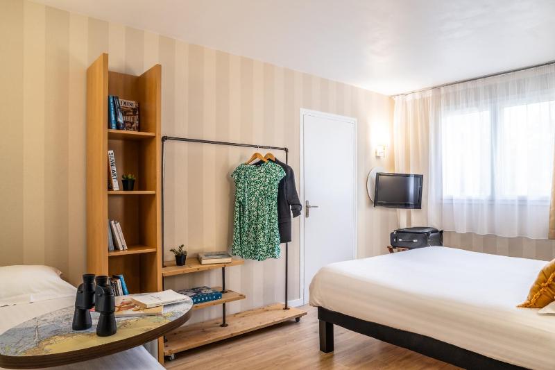 Classic Triple Room image 1