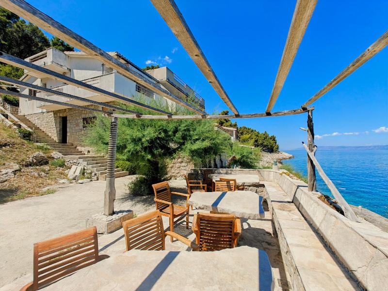 Apartment with Sea View image 1