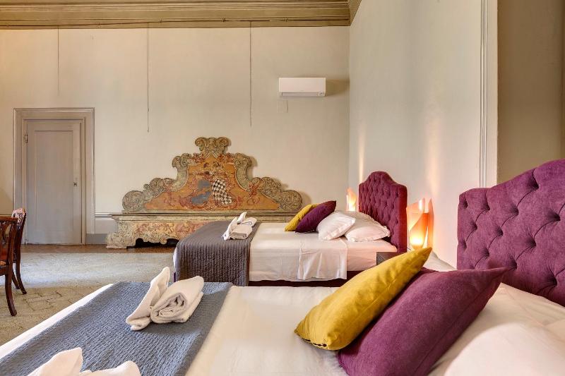 Tintori Luxury Palace by Mamo Florence - image 11