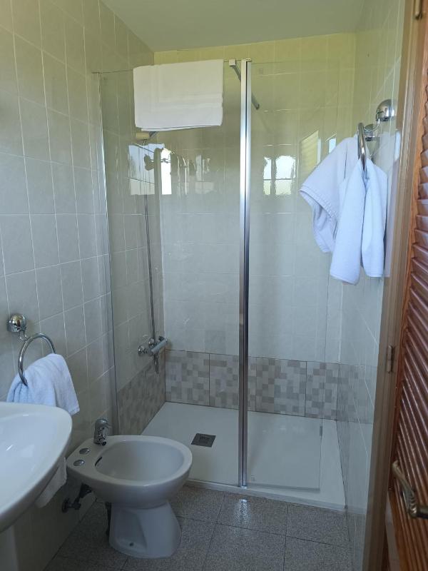 Budget Double Room image 4