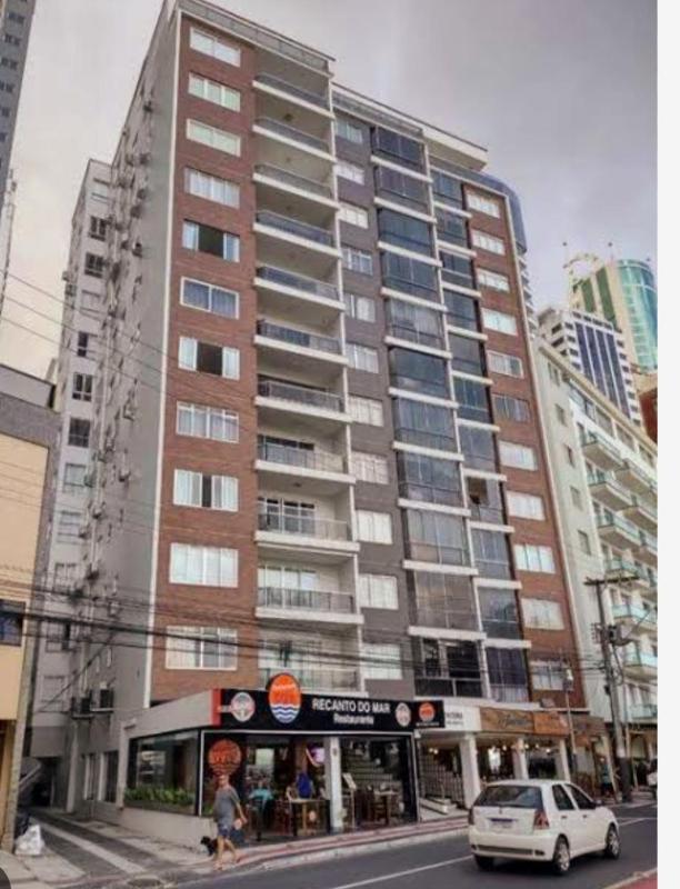 Apto na avenida atlântica Images
