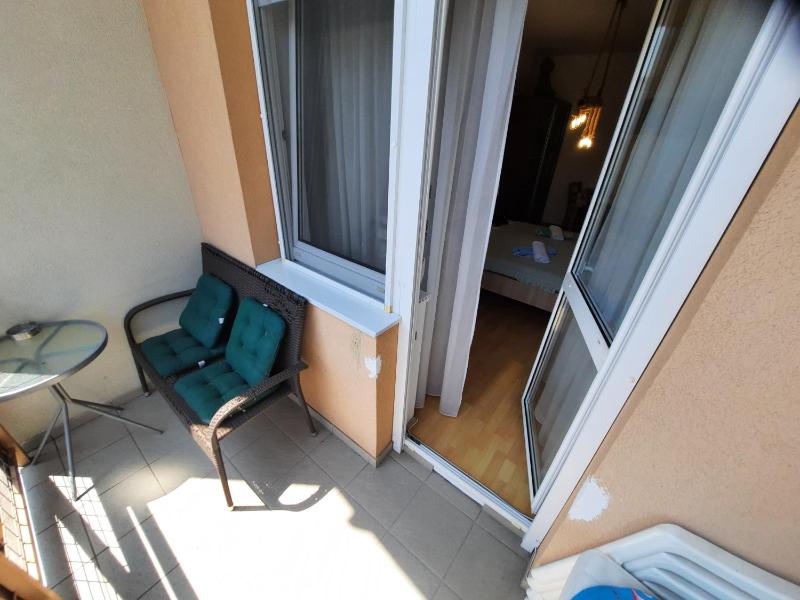 Zöld Béka Apartmanok Kölcsey II - image 7