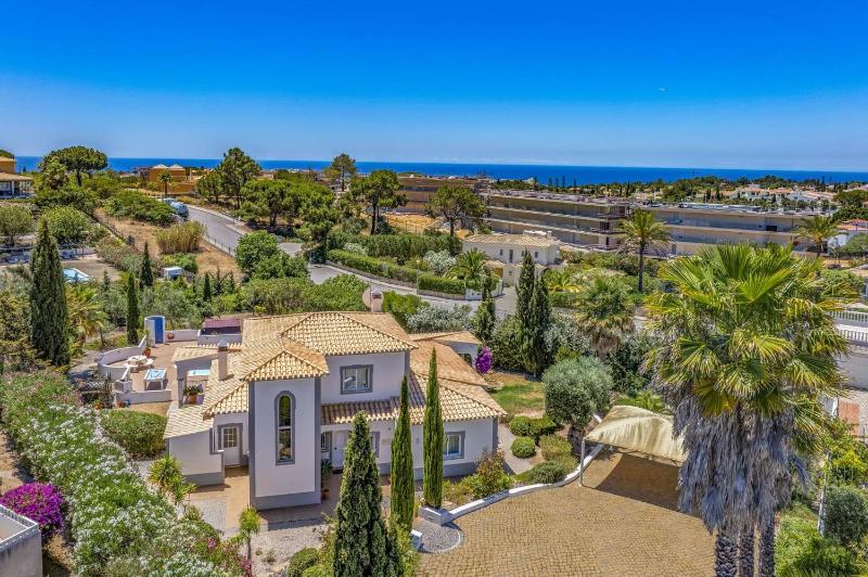 Villa Mocho by Villa Plus - image 18