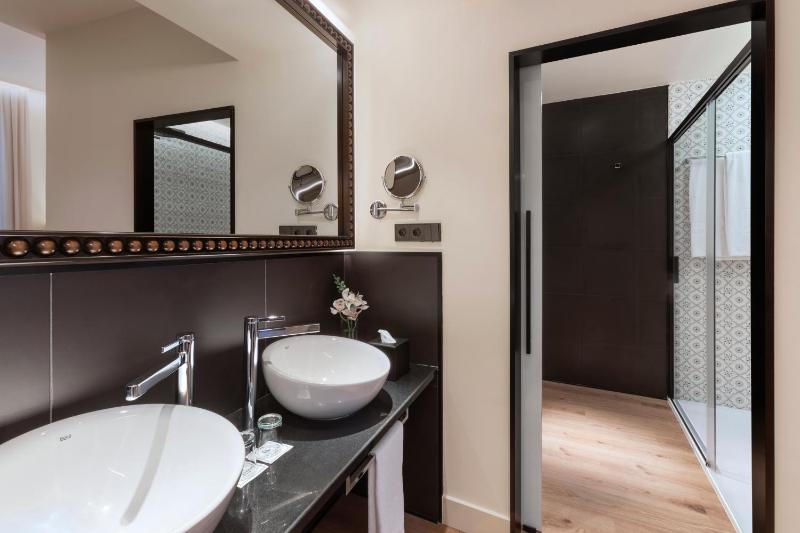 Junior Suite image 4