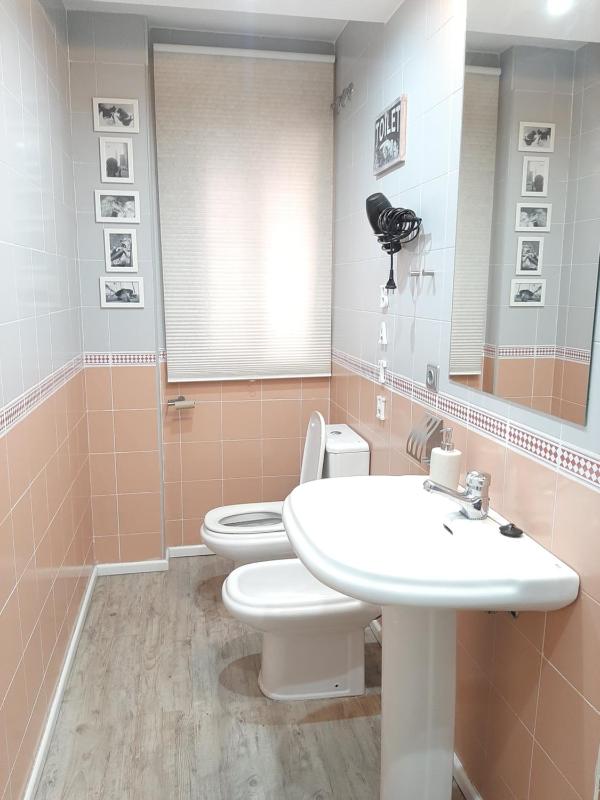 Selecta Apartamento con piscina en Calle Juzgado - image 9