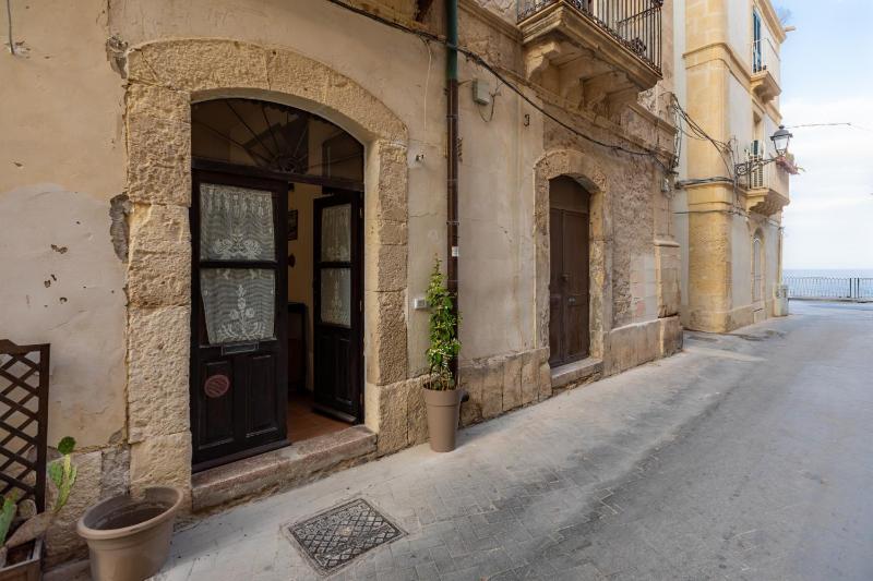 Casa Ariadne by Ortigia Apartments - image 19
