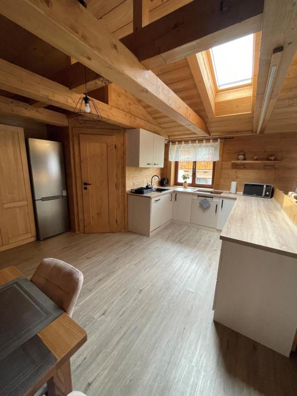 One-Bedroom Apartment - Non-Smoking image 4