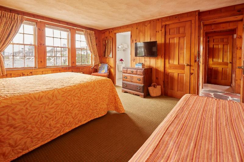 Standard Double Room image 1