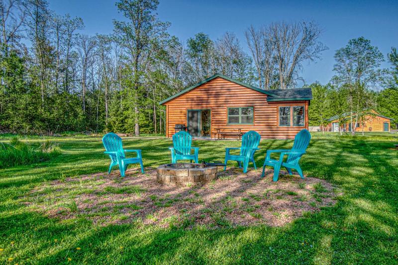 Three-Bedroom Suite image 3